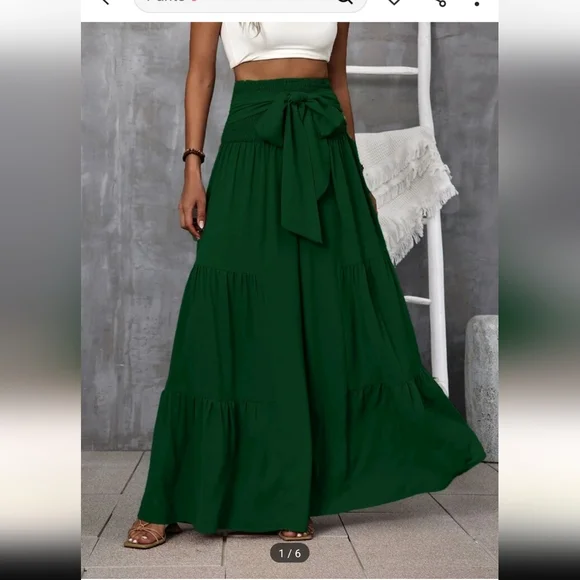 NWOT Elegant Green Layered Pants - Picture 2 of 4